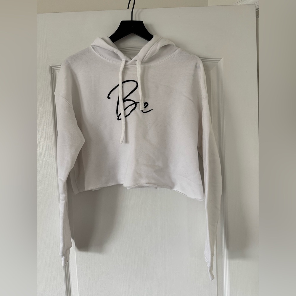 Bella + Canvas - Graphic white cropped hoodie fleece sweatshirt - Size Medium